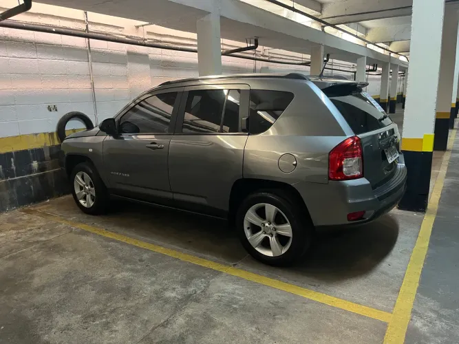 Jeep Compass Sport 2.0 16V 156cv 5P 2013