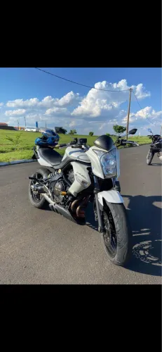 Vendo moto Kawasaki ER-6N 