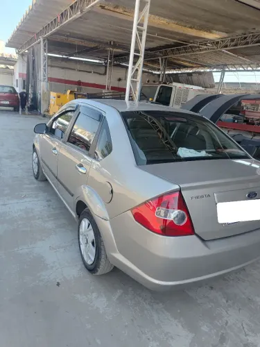 Ford Fiesta Sed. 1.6 8V Flex 4P 2008