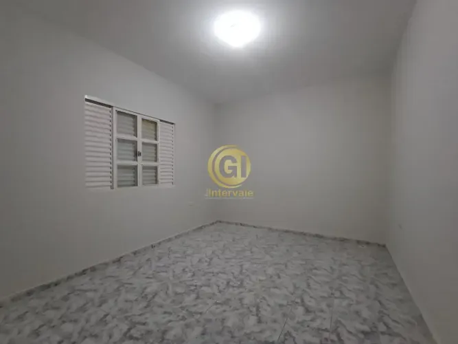 Casa para aluguel tem 125 metros quadrados no Jardim Nova Esperança - Jacareí - SP