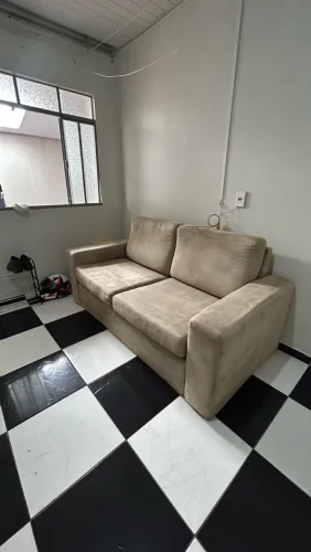 SOFÁ-CAMA BEGE À VENDA OU TROCA