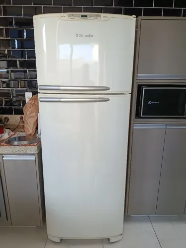 Geladeira Electrolux DF45 - 413 Litros