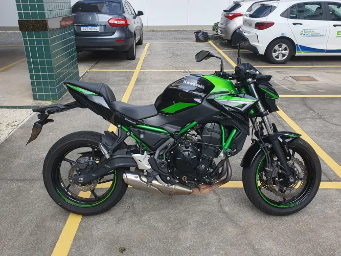 Moto Kawasaki Z650