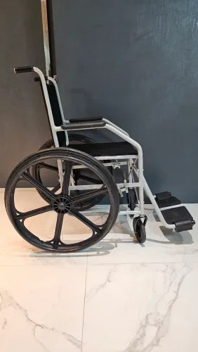 Cadeira de rodas em excelente estado 