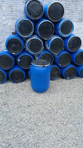 Bombonas de 60 litros com tampa de lacre !