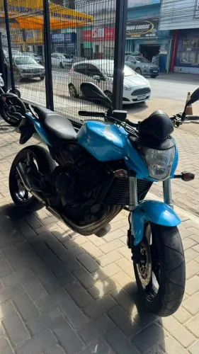CB 600F HORNET