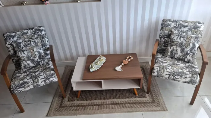 Centro com Poltronas