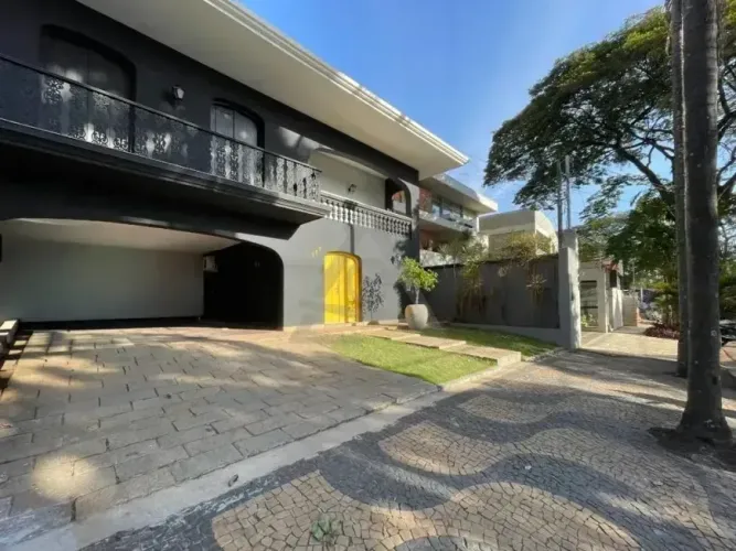 Imóvel para aluguel tem 376 metros quadrados com 4 quartos em Nova Campinas - Campinas - S