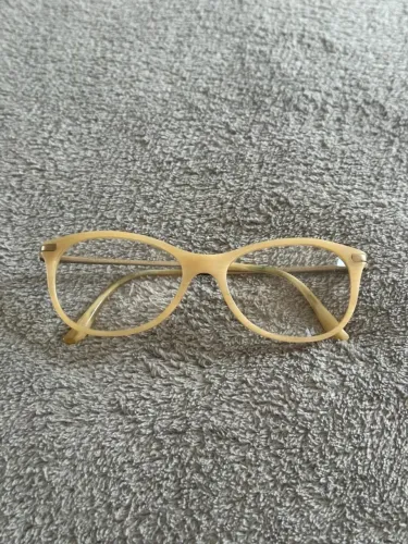 Armação de óculos de grau Giorgio Armani.