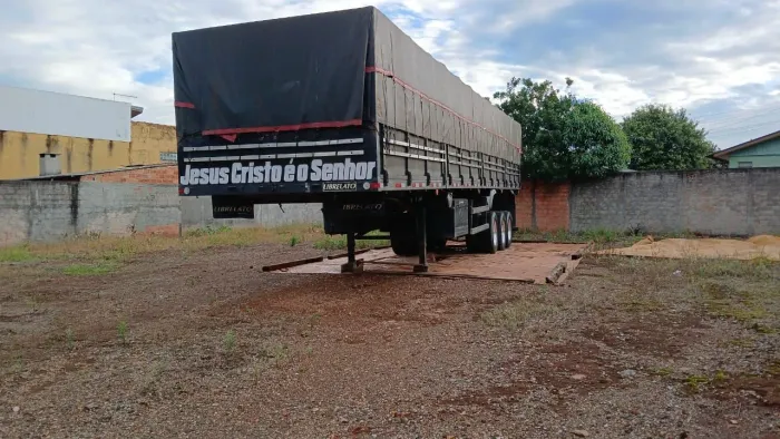 Vendo carreta ano 2012 librelato 