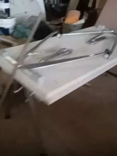 Mesa dobrável para escritório