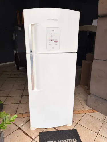 ?GELADEIRA BRASTEMP FROST FREE ? bem conservado marcas de uso ?Entrego e passo cartão