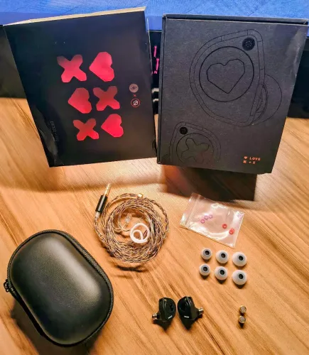 IEM | Simgot EW300 x HBB