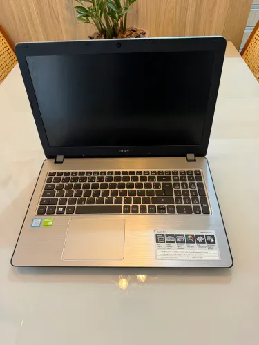 Notebook Acer I7