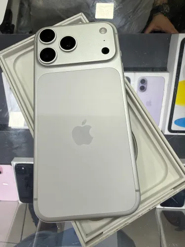 iPhone 17 pro Max silver 256GB