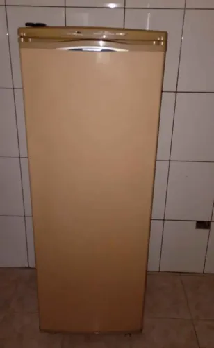 Freezer em ótimo estado 