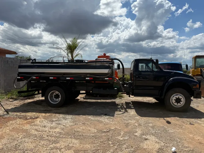 PIPA F-12000 NOVO COM TANQUE 10.000Litros