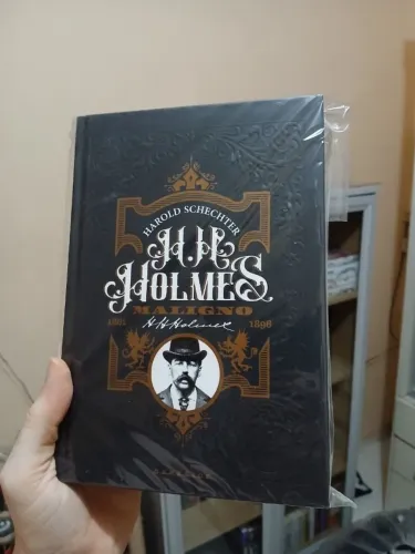 Livro Darkside H. H. Holmes: Maligno - O Psicopata da Cidade Branca