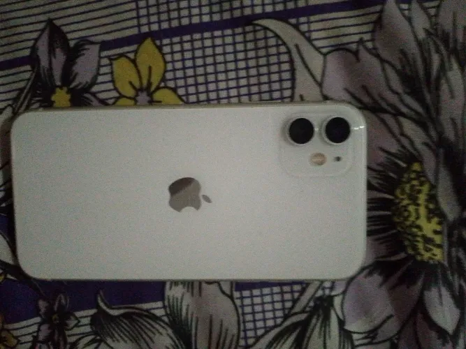 iPhone 11 64 gb