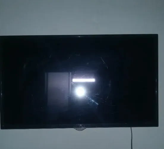 Vendo TV 32 polegadas smart