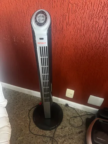 Ventilador torre spirit preto 127v