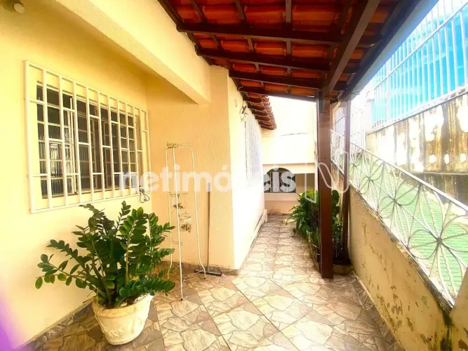 Venda Casa Caiçara-Adelaide Belo Horizonte