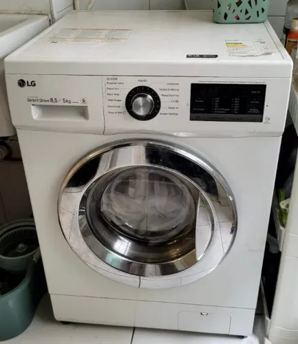 Máquina lavadora lava e seca LG usada