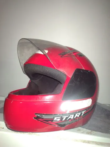 Capacete