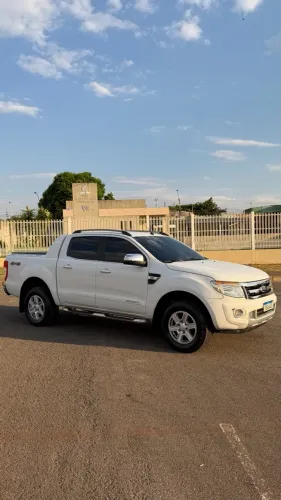 Ford Ranger Limited 3.2 20V 4X4 CD Aut. Dies. 2015