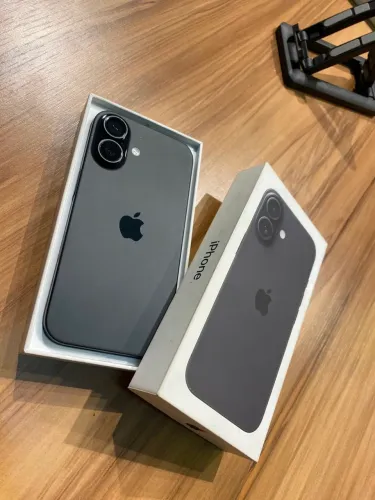 iPhone 16