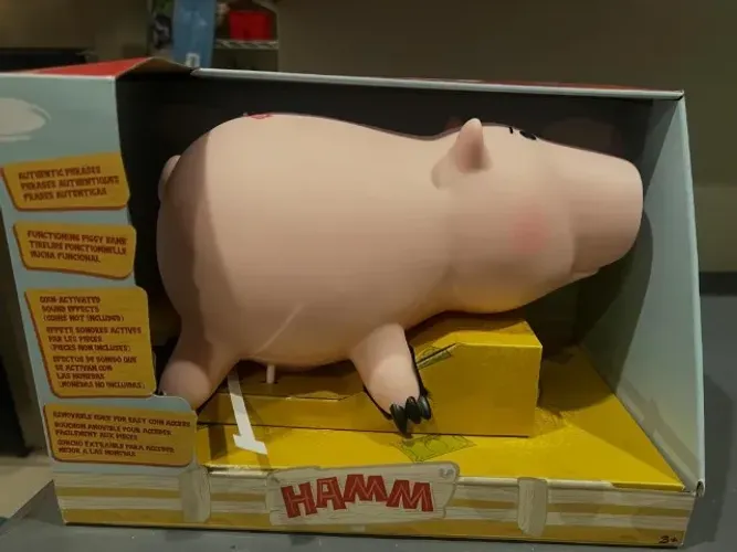 Toy Story 5 - Hamm eletrônico (novo modelo Disney store - PRÉ-VENDA)