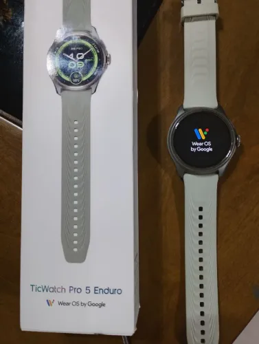 Relógio inteligente com Wear os Ticwatch pro 5 Enduro Obsidean