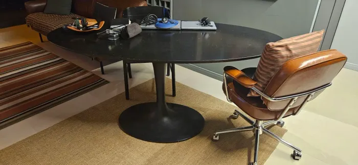 Mesa jantar saarinen oval