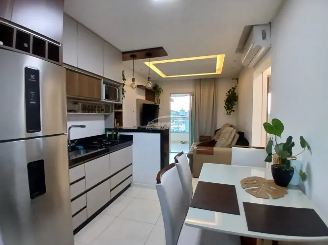 Apartamento 02 dormitórios disponível para locação, no bairro Sete de Setembro, em Gaspar.