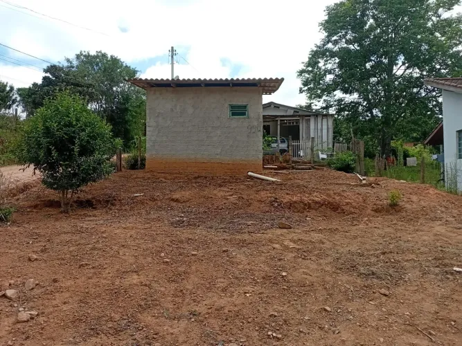 Terreno em Quitandinha 