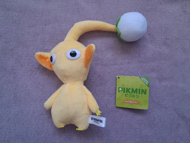 Pelúcia Pikimin Amarelo da coleção All-Star Plush Collection, Oficial Nintendo