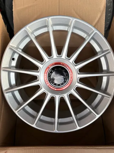 Rodas novas r17 BARS 4x100 4x108