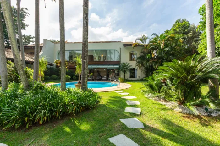 Casa para venda em Cidade Jardim com 3 quartos, sendo 3 suítes, 1,200m²