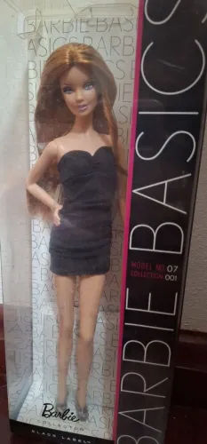 Barbie Basics Black Label Model 07 collection 001 Nova, lacrada na caixa