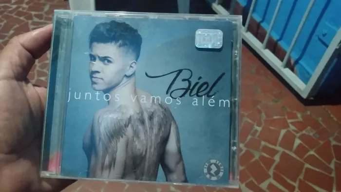 CD original Biel em ótimo estado de conservação. 