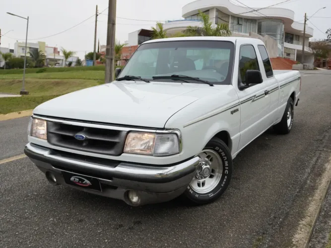 Ford Ranger XLT 3.0 V6 4X4 CD TB Die. Aut. 1997