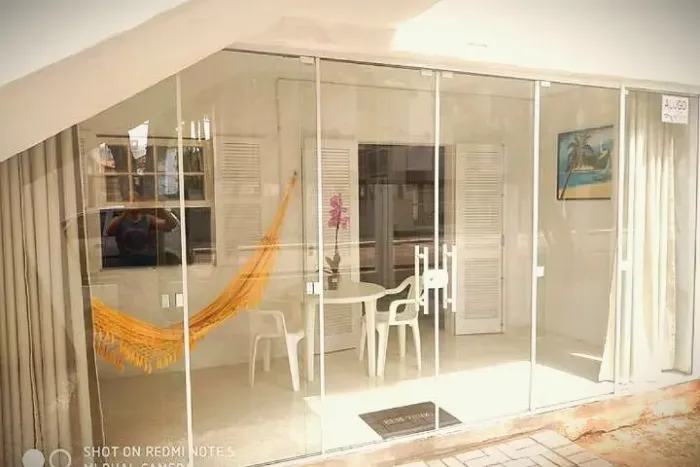 Apartamento temporada em Canasvieiras, 100m do Mar.