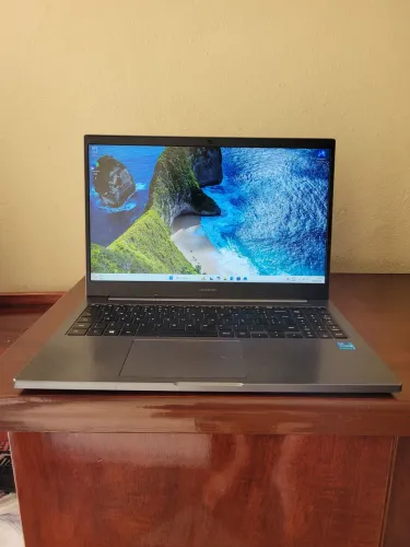Notebook Samsung i3 11 Geração 1TB 8GB de RAM