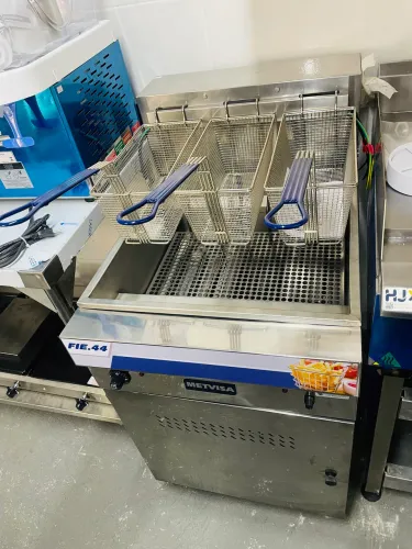 MB Fritadeira industrial alta produção 18.000W - Metvisa 