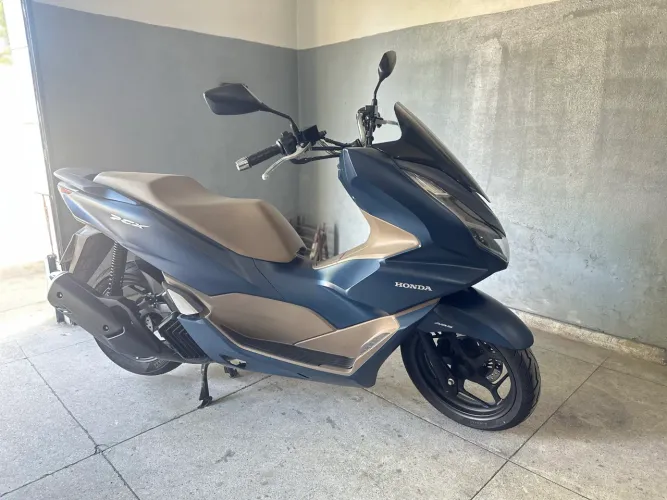 PCX 160 DLX 2023 em bom estado