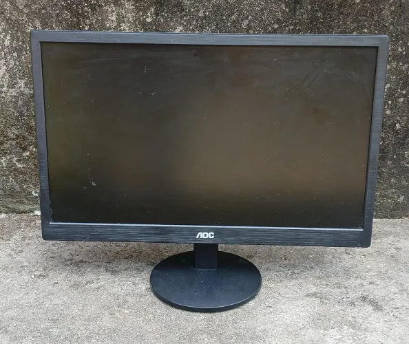 MONITORES 19/15.6 POLEGADAS VGA/HDMI