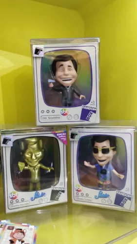Boneco silvio e do bozo 