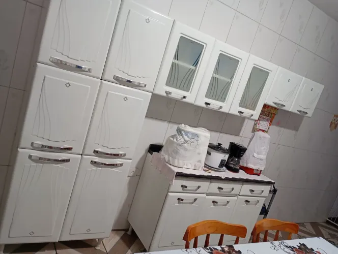 ARMÁRIO DE COZINHA