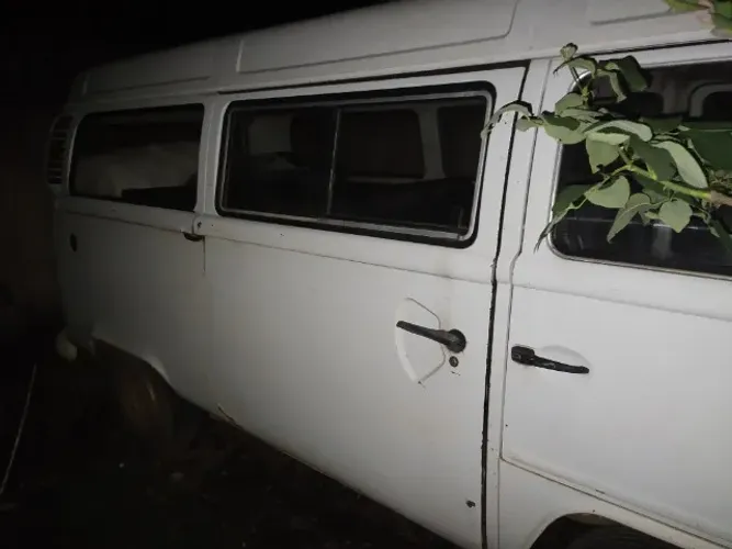 Volkswagen Kombi Standard/ Luxo/ Serie Prata 1999