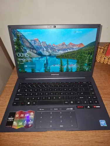 Notebook positivo 